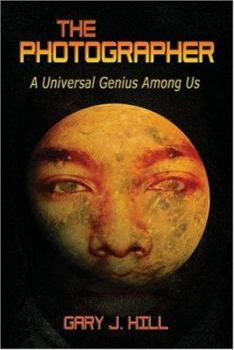 Paperback The Photographer Book