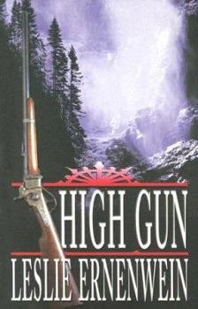 Paperback High Gun [Large Print] Book