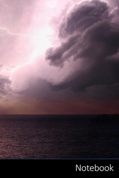 Notebook: Paisaje, Mar, Tormenta, Rayos Cuaderno / Diario / Libro de escritura / Notas - 6 x 9 pulgadas (15.24 x 22.86 cm), 150 p�ginas, superficie brillante.