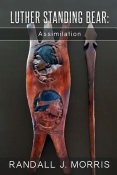 Paperback Luther Standing Bear: Assimilation Book