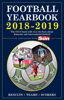Paperback Football Yearbook 2018-2019 Asso The Sun Book
