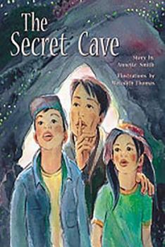 Paperback The Secret Cave: Individual Student Edition Orange (Levels 15-16) Book