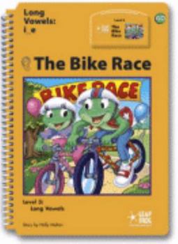 Paperback The bike race (Leap into literacy series) Book