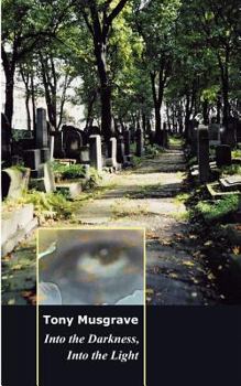 Paperback Into the Darkness, Into the Light [German] Book