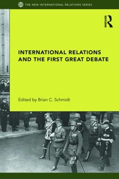 Paperback International Relations and the First Great Debate Book