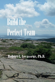 Paperback Build the Perfect Team Book