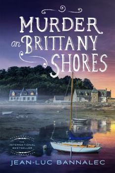 Paperback Murder on Brittany Shores: A Mystery Book