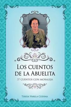 Paperback Los Cuentos de la Abuelita [Spanish] Book