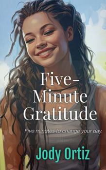 Paperback Five-Minute Gratitude Book