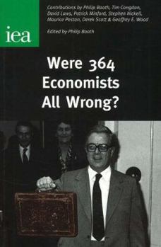 Paperback Were 364 Economists All Wrong? Book