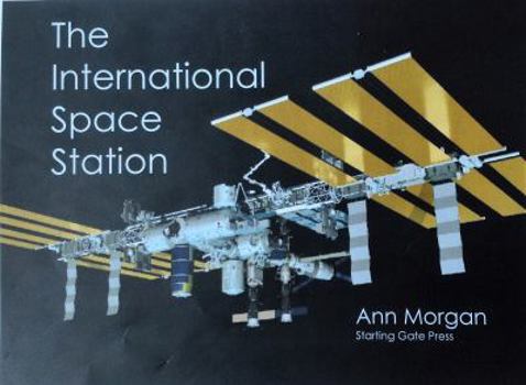 Paperback The International Space Station Book