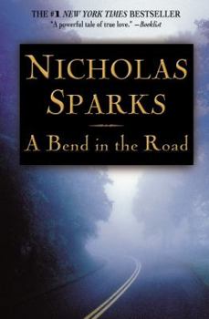 Paperback A Bend in the Road Book