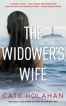 Paperback The Widower's Wife: A Thriller Book