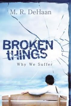 Paperback Broken Things [Large Print] Book