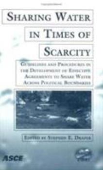 Paperback Sharing Water in Times of Scarcity Book