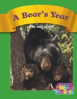 Hardcover A Bear's Year Book