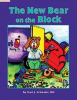 Paperback The New Bear on the Block Book