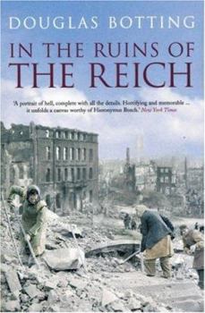 Paperback In the Ruins of the Reich Book