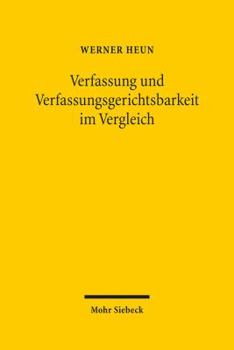 Hardcover Verfassung Und Verfassungsgerichtsbarkeit Im Vergleich [German] Book