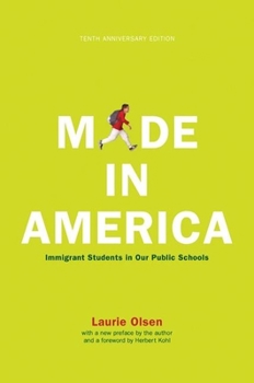 Paperback Made in America: Immigrant Students in Our Public Schools Book