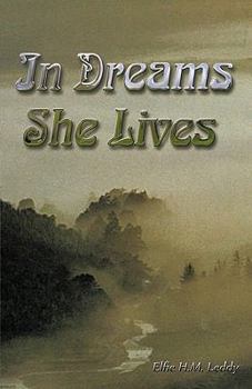 Paperback In Dreams She Lives Book