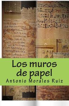 Paperback Los muros de papel [Spanish] Book