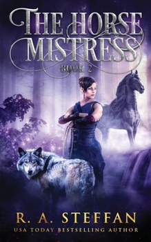 Paperback The Horse Mistress: Book 2 Book