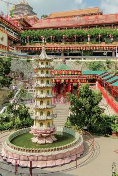 Paperback Kek Lok Si Buddhist Temple in Penang Malaysia Journal: 150 page lined notebook/diary Book