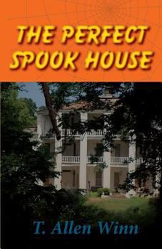 Paperback The Perfect Spook House Book