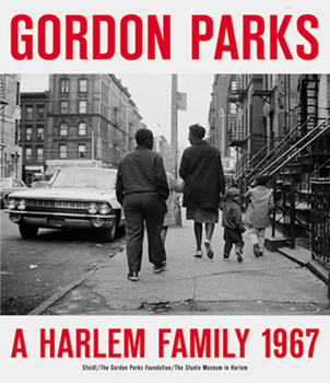 Hardcover Gordon Parks: A Harlem Family Book