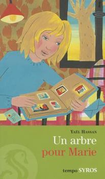 Paperback Un Arbre Pour Marie [French] Book