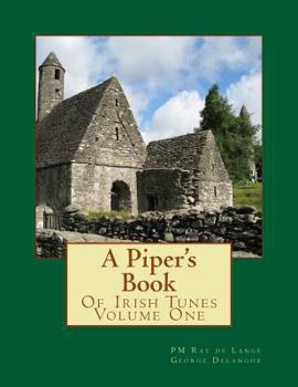Paperback A Piper's Book of Irish Tunes Book