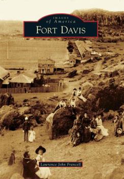 Paperback Fort Davis Book