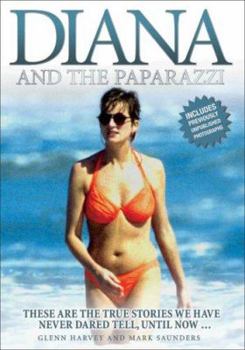 Hardcover Diana and the Paparazzi Book