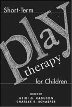 Hardcover Short-Term Play Therapy for Children Book