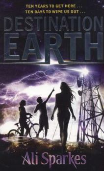 Paperback Destination Earth Book