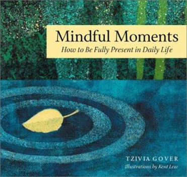 Paperback Mindful Moments for Stressful Days: Simle Ways to Find Meaning and Joy in Daily Life Book