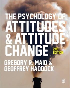 Paperback The Psychology of Attitudes and Attitude Change Book