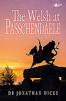 Paperback The Welsh at Passchendaele 1917 Book
