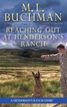 Paperback Reaching Out at Henderson's Ranch Book