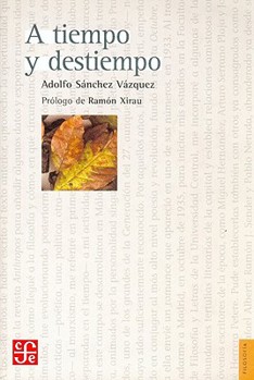 Paperback A Tiempo y Destiempo: Antologia de Ensayos [Spanish] Book