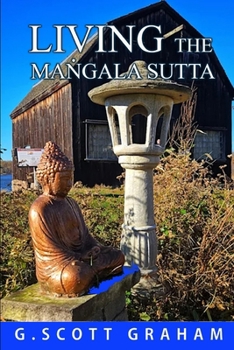 Paperback Living the Ma&#7749;gala Sutta Book