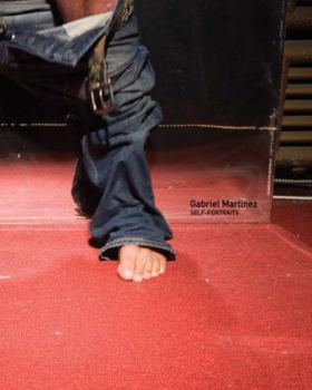 Paperback Gabriel Martinez: Self-Portraits Book