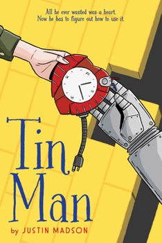 Paperback Tin Man: A Graphic Novel Book