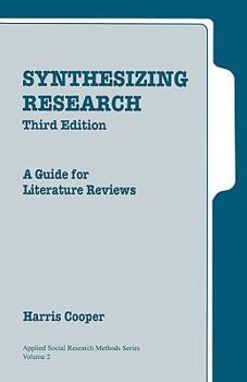 Paperback Synthesizing Research: A Guide for Literature Reviews Book