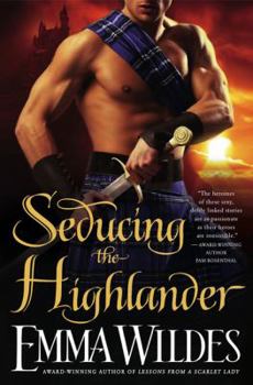 Paperback Seducing the Highlander Book