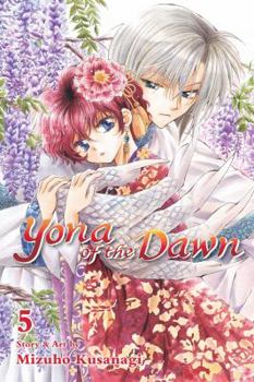 Paperback Yona of the Dawn, Vol. 5 Book
