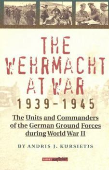 Paperback The Wehrmacht at War, 1939-45 Book