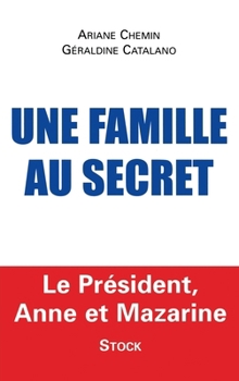 Paperback Une famille au secret [French] Book