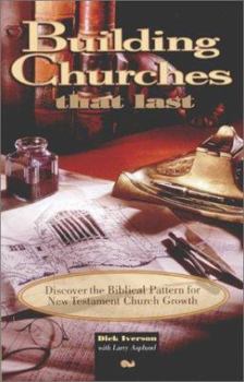 Paperback Building Churches That Last Book